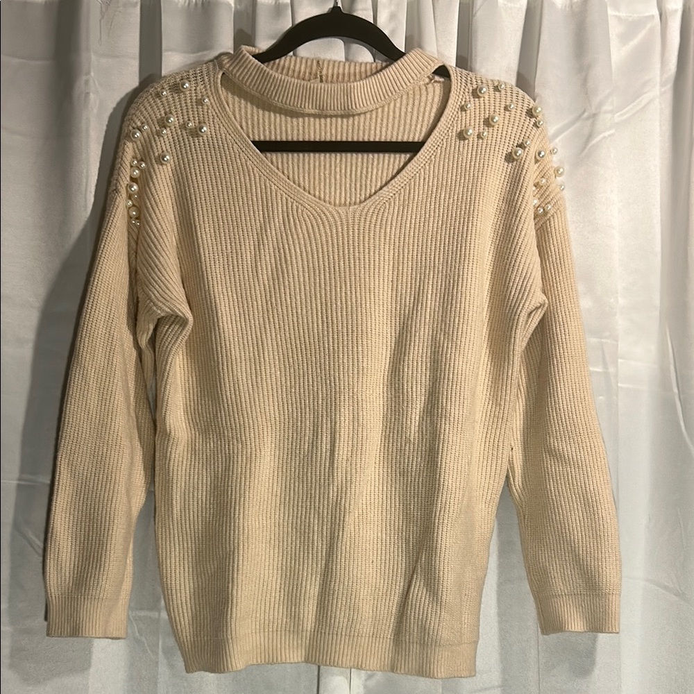 Entro Cream V-Neck Sweater with Pearl Details